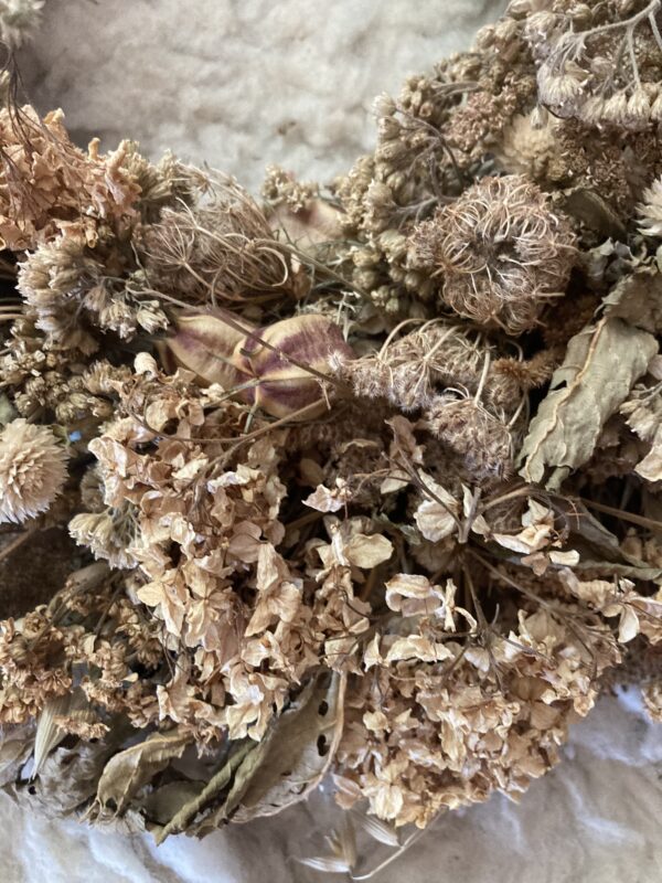 Vintage Lace Full Wreath - Image 2