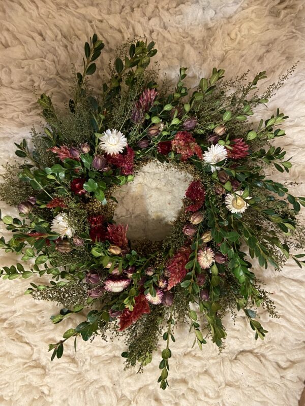 Crimson & White Full Evergreen Wreath