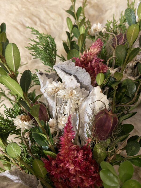 Ruby Sliver Full Evergreen Wreath - Image 3