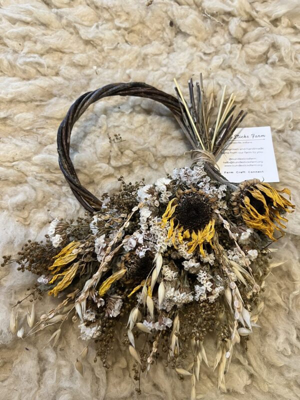 Dried Flower Wreath - Billowing Sunflowers